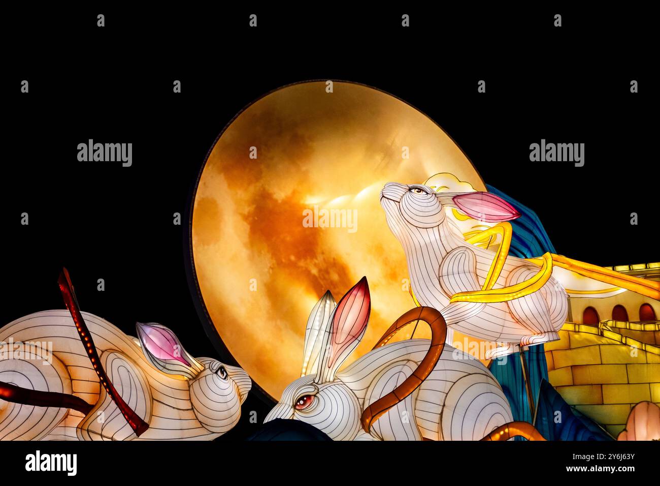 Chinese Lanterns to Celebrate the Mid-Autumn Festival Stock Photo - Alamy