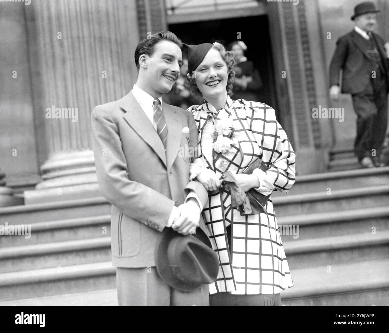 The wedding of Mr Val Guest ( screenwriter ) and Miss Pat Watson ( a ...