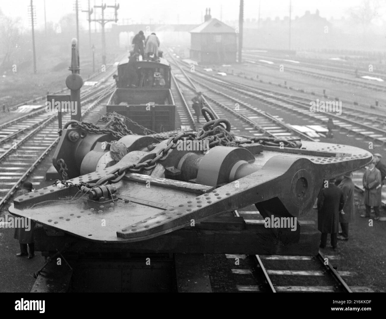Weighs 3 tons hi-res stock photography and images - Alamy