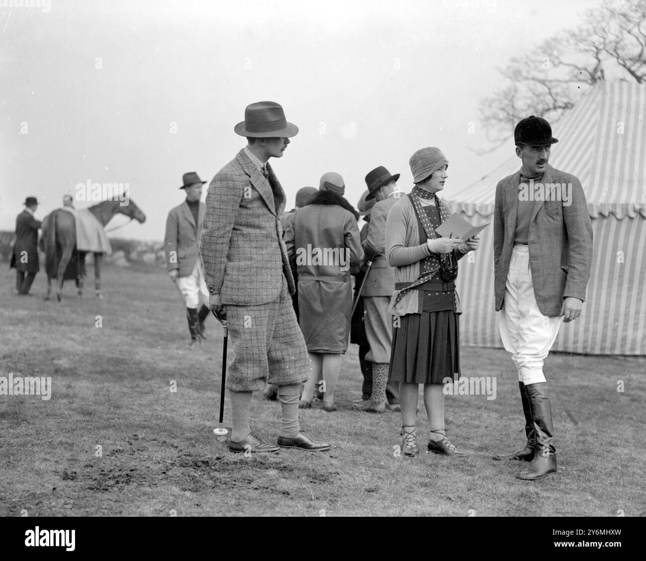 Meynell Hunt. Point to Point at Ednaston Count Czernin, lady and Lord Grimthorpe  20 march 1929 Stock Photo