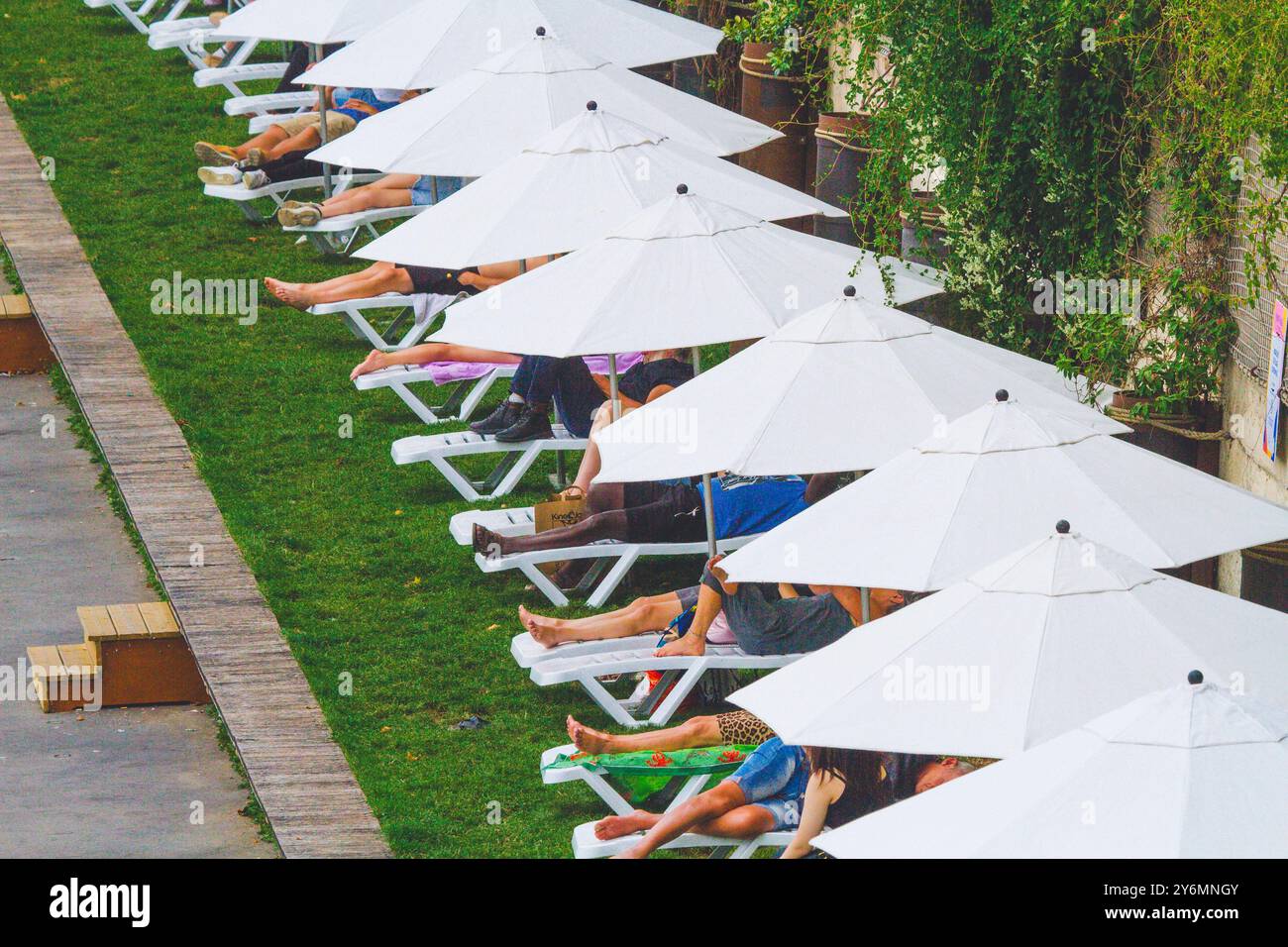 France, ile-de-France, Paris, Paris beach, Voie Georges Pompidou, 4th arrondissement Stock Photo