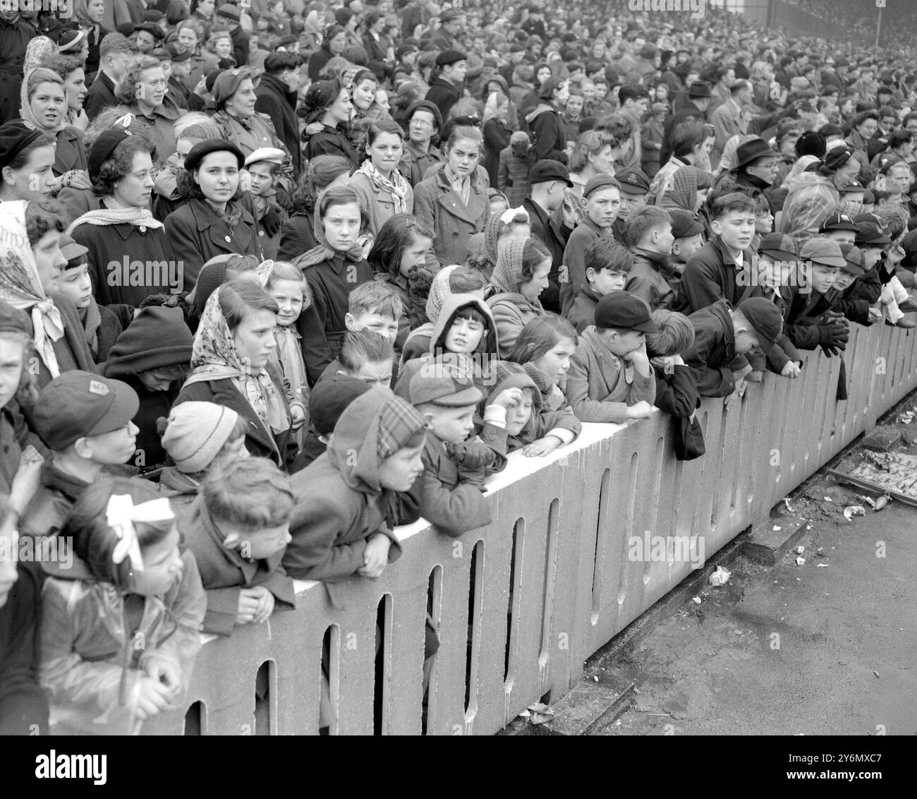 Children's Rally Thousands flocked to Harringay this afternoon, some to attend Roy ...