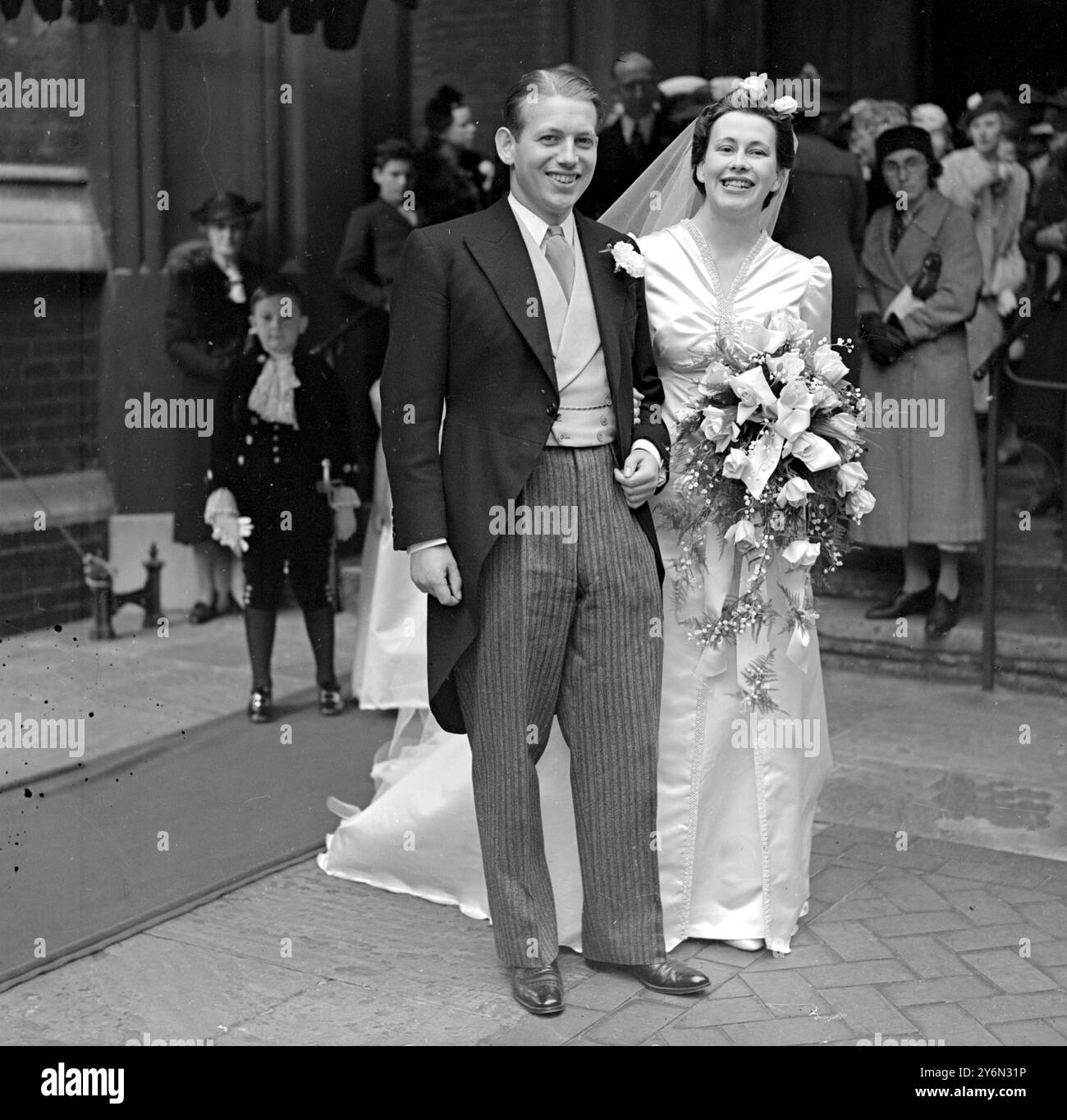 wedding of Mr Derek Walker-Smith (Younger son  of Sir Jonah Walker-Smith) and Miss Dorothy Etherton. 26 May 1938. Stock Photo