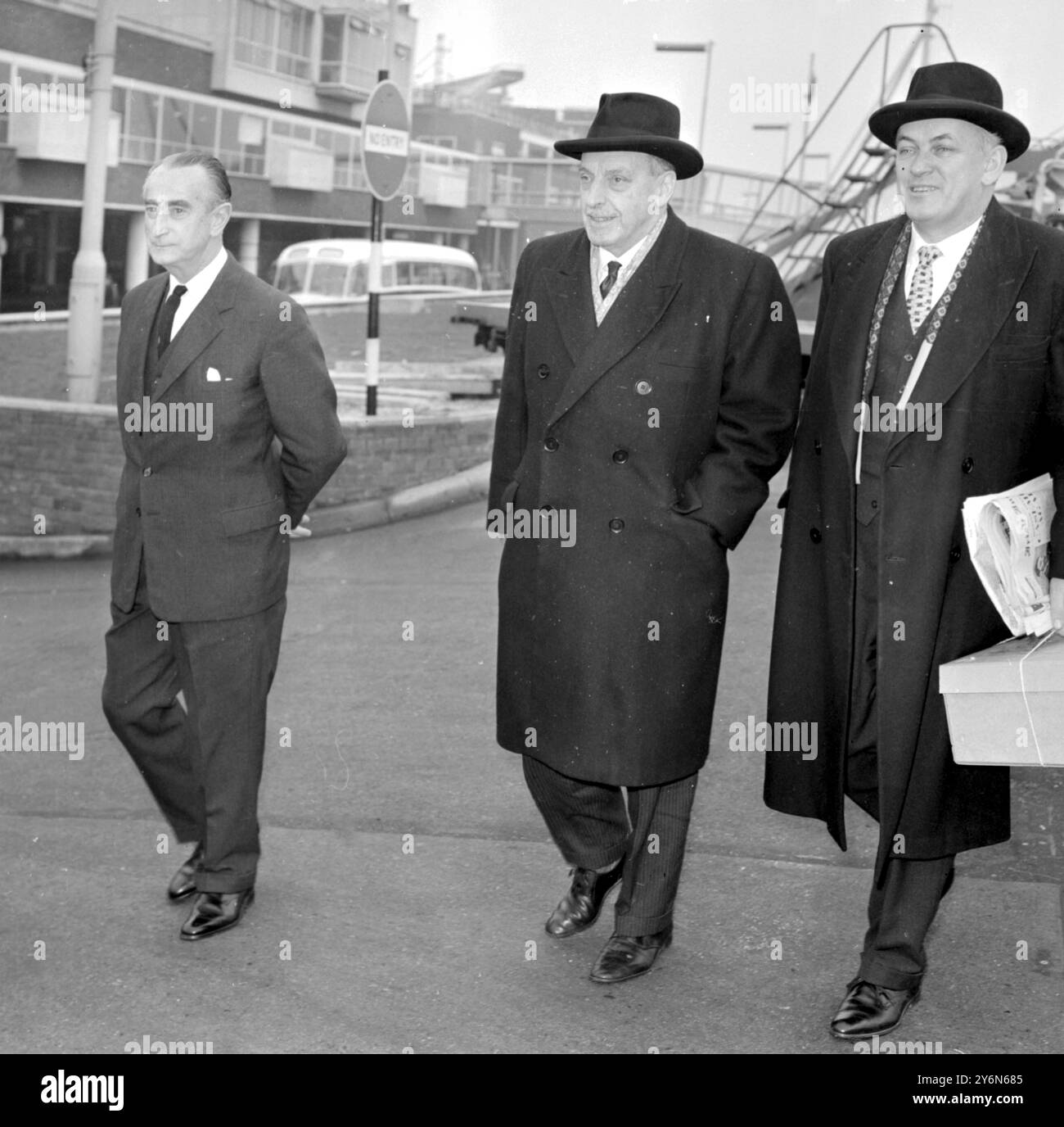 London Airport: Pictured here today is Sean Lemass, Premier of the republic of ireland, who passed through the airport on his way from Dublin to rome. Mr lemass will be returning to ireland for next Monday's State funeral of irish rebel Roger Casement, executed in Pentonville prison, London, in 1916 for treason. Commenting on the release of Casement's remains to ireland, The premier said he was 'very appreciative'  of Britain's action in bringing to an end the long discussions over Sir Rodger Casement's remains. In rome, The Premier will attend the cardinal-making consitory.  24 February 1965 Stock Photo