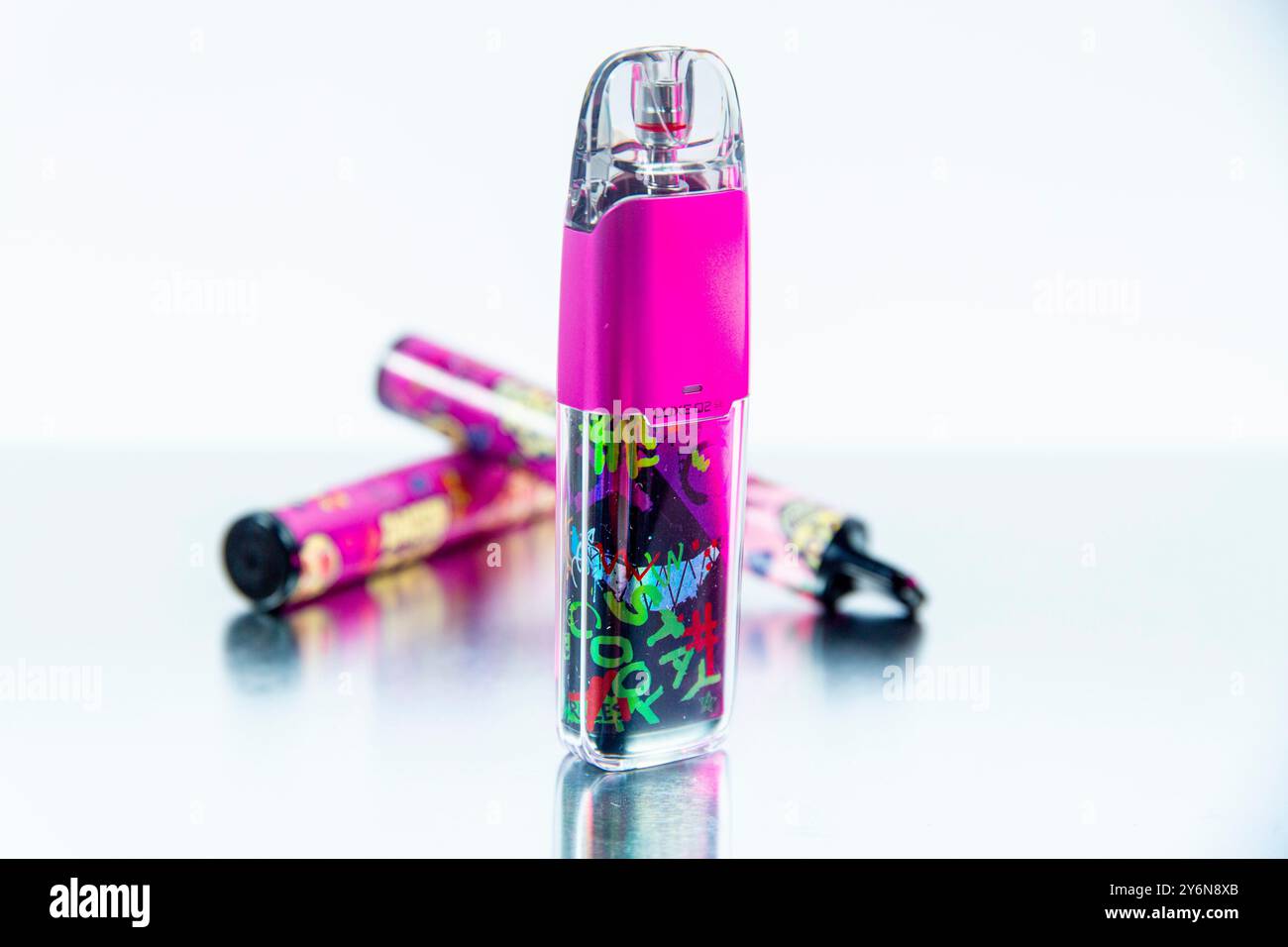 elfbar nachfüll pod läuft aus 4 000 puff vape cigarette equivalent