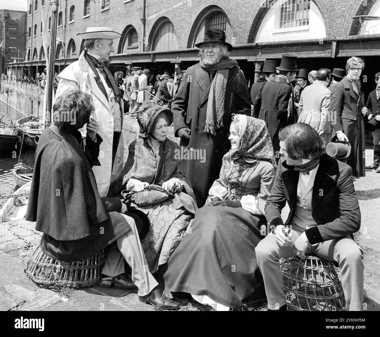 London: Filming of 'David Copperfield' in London. standing left Sir Ralph Richardson, (Playing Mr Micawber), Sir Michael Redgrave (Playing Mr Peggotty). Seated are (left to right) Robin Phillips, (Playing David Copperfield); Wendy Hiller (playing Mrs Micawber); Sinead Cusack 21, (playing the part of Emily) and Corin Redgrave, plays the of Steerforth. 2nd June 1969 Stock Photo