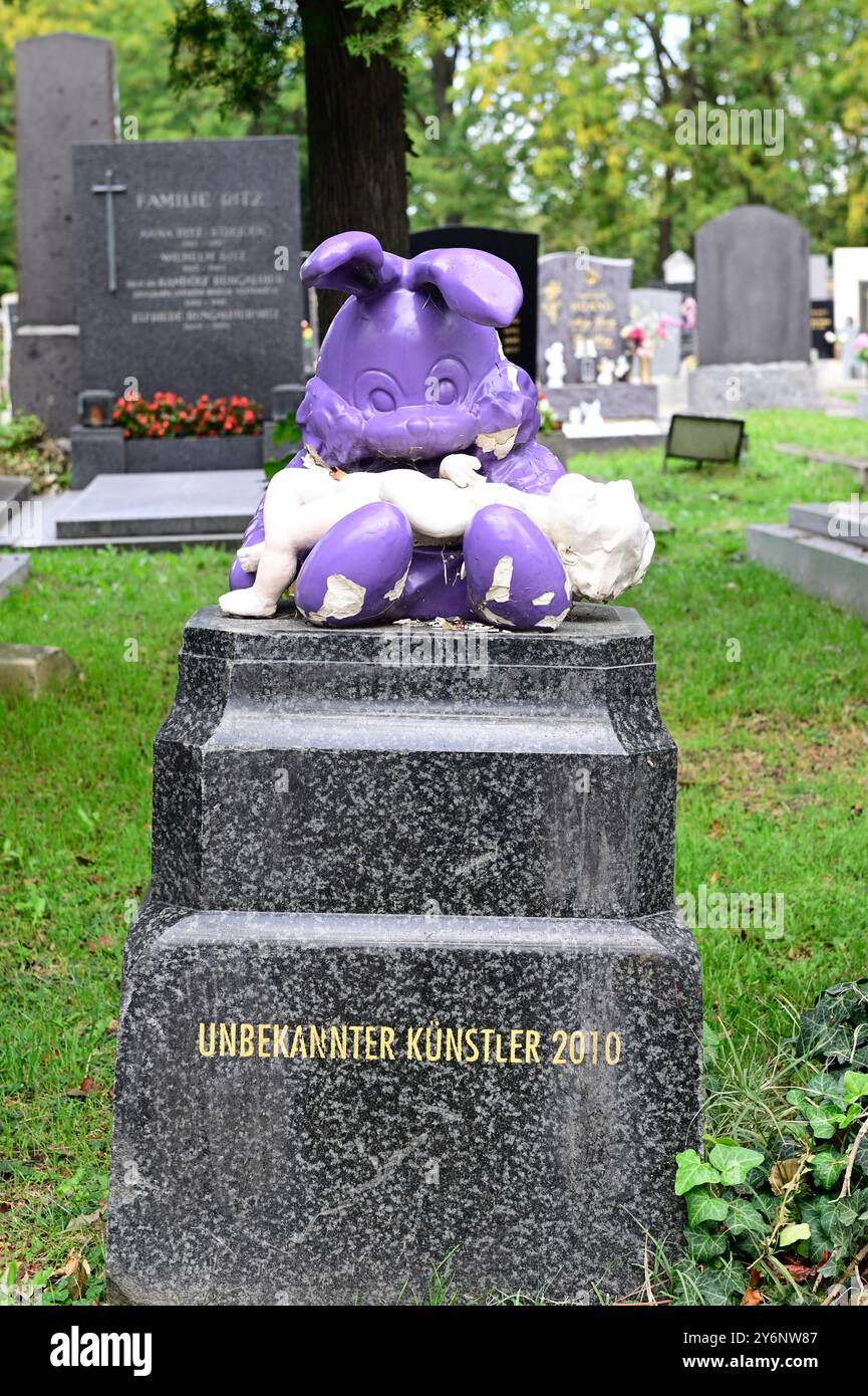 Vienna, Austria. Central Cemetery Vienna, Gravestone of Unknown Artist Stock Photo