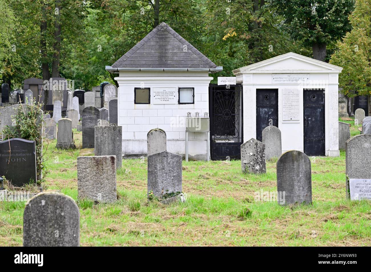 Vienna, Austria. Vienna Central Cemetery, Gate 4. In 1917, the New Israelite Section was established at Gate IV of the Central Cemetery. Israelite Cem Stock Photo