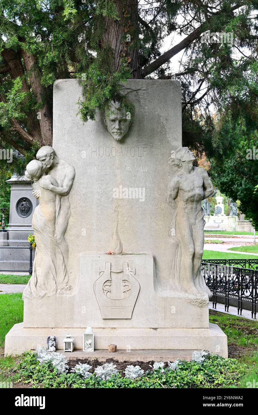 Vienna, Austria. Central Cemetery Vienna, Hugo Wolf ( 13 March 1860 in Windischgrätz, Styria, today Slovenia; † 22 February 1903 in Vienna) was an Aus Stock Photo
