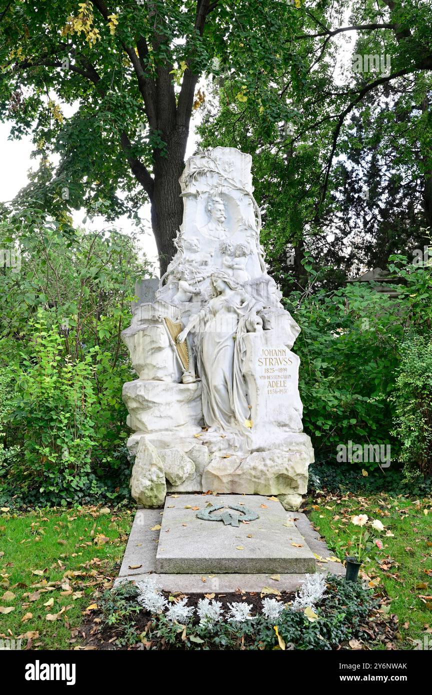 Vienna, Austria. Central Cemetery Vienna, Johann Baptist Strauss ( 25 October 1825 in St. Ulrich near Vienna, † 3 June 1899 in Vienna), Austrian-Germa Stock Photo