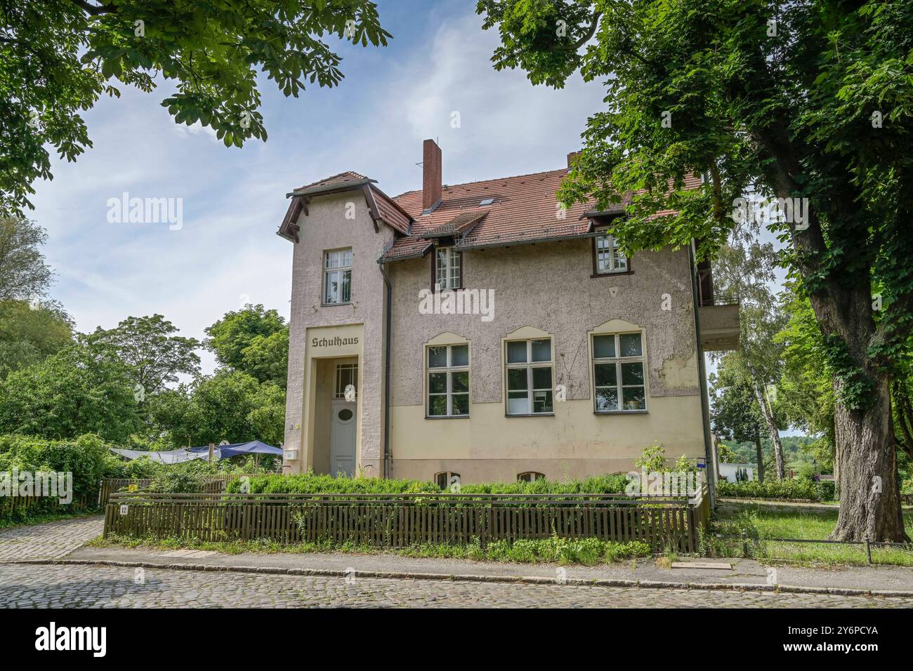 Schule schulhaus deutschland hi-res stock photography and images - Alamy