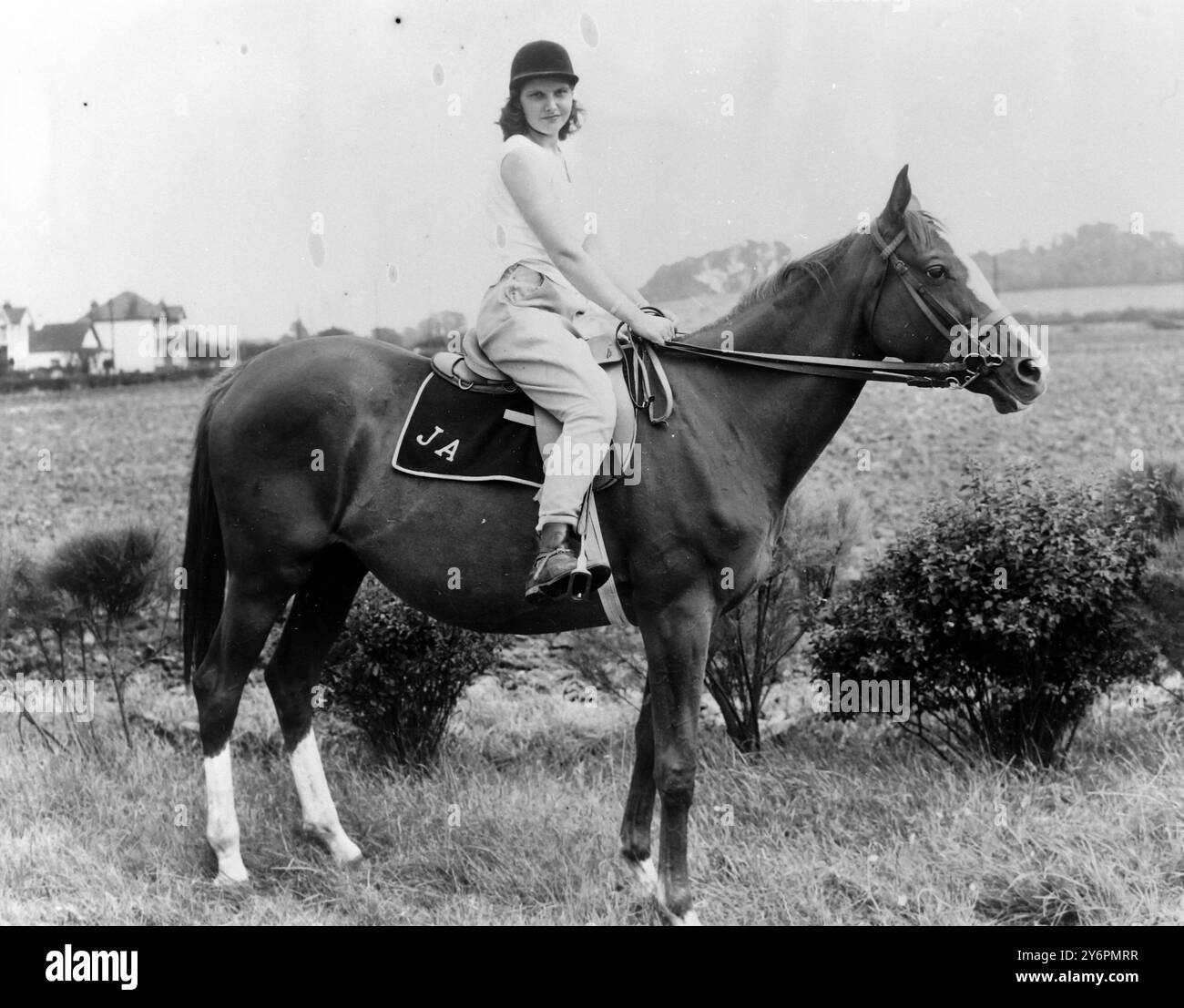 Horse riding sixties hi-res stock photography and images - Alamy