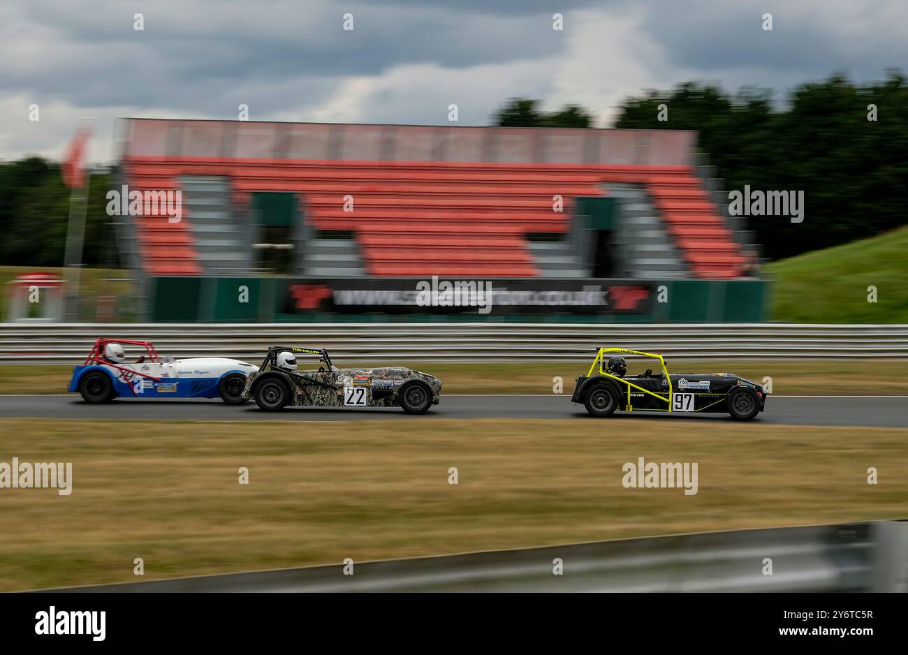 Uk circuit racing hi-res stock photography and images - Alamy