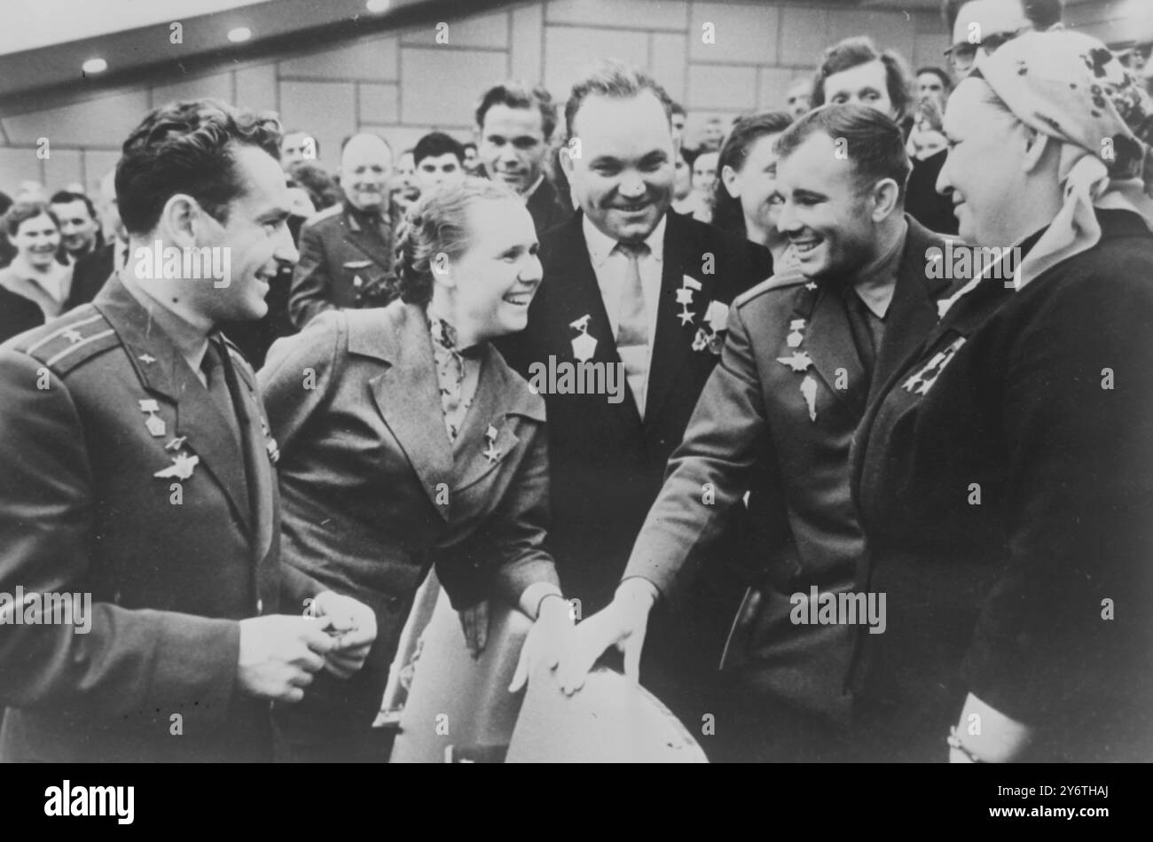 SECOND SOVIET ASTRONAUT MAJOR GHERMAN STEPANOVICH TITOV WITH YURI GAGARIN AT COMMUNIST CONGRESS IN MOSCOW  27 OCTOBER 1961 Stock Photo