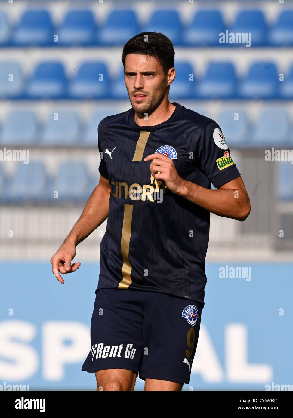 ISTANBOEL - Josip Brekalo of Kasimpasa AS during the Turkish Super Lig match between Kasimpasa AS and Antalyaspor at the Recep Tayyip Erdogan stadium on Sept. 22, 2024 in Istanbul, Turkey. ANP | Hollandse Hoogte | GERRIT VAN KEULEN Stock Photo