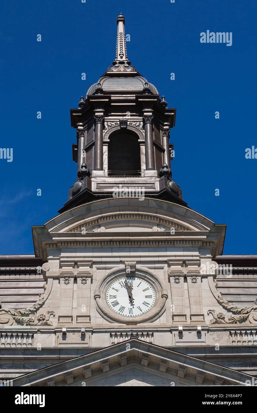 Facade of Montreal City Hall building with ornate architectural details ...