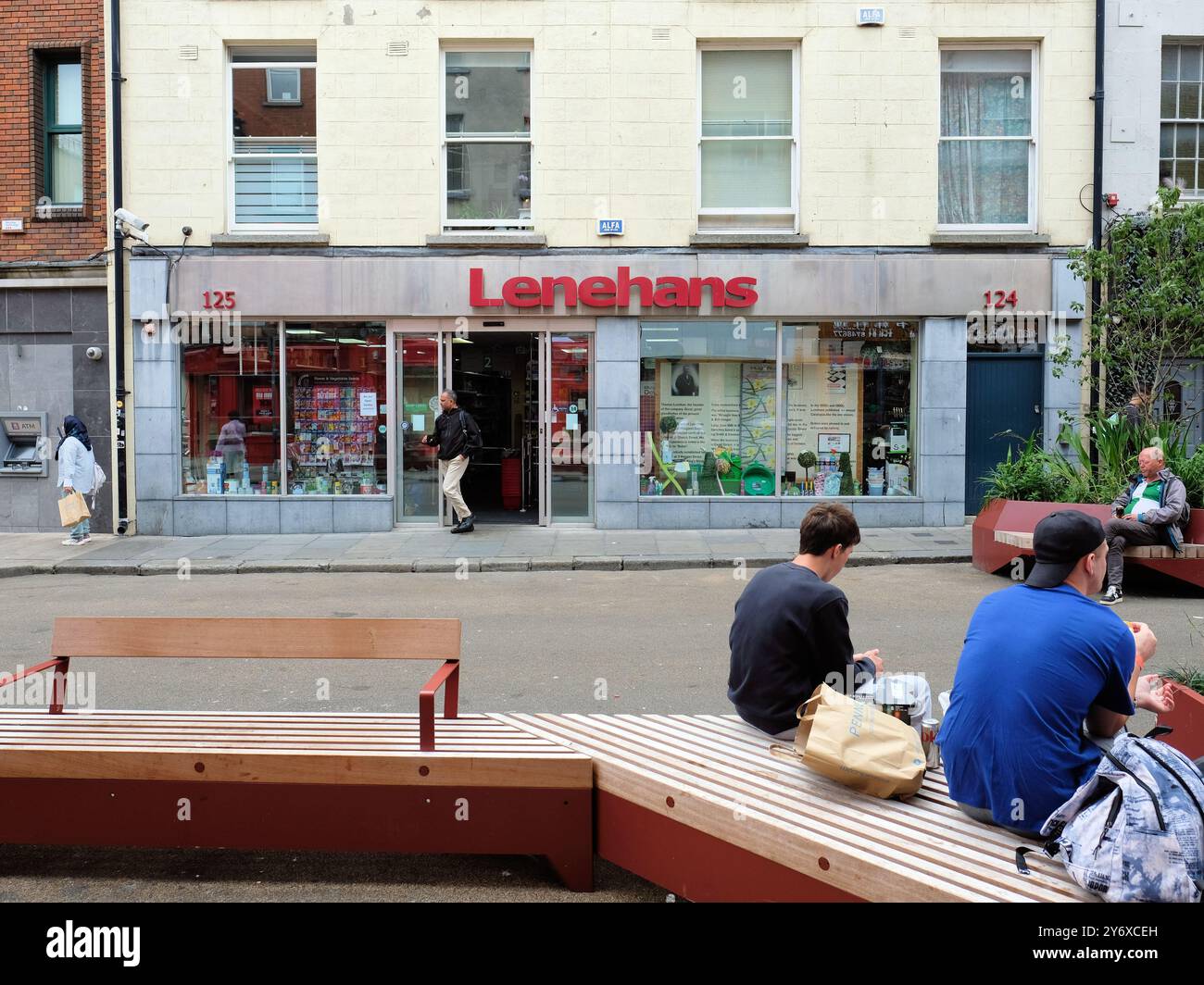 Lenehan s hardware and do it yourself store on 124 Capel St in Dublin Ireland established in 1865 by Thomas Lenehan housewares supplies Stock Photo Alamy