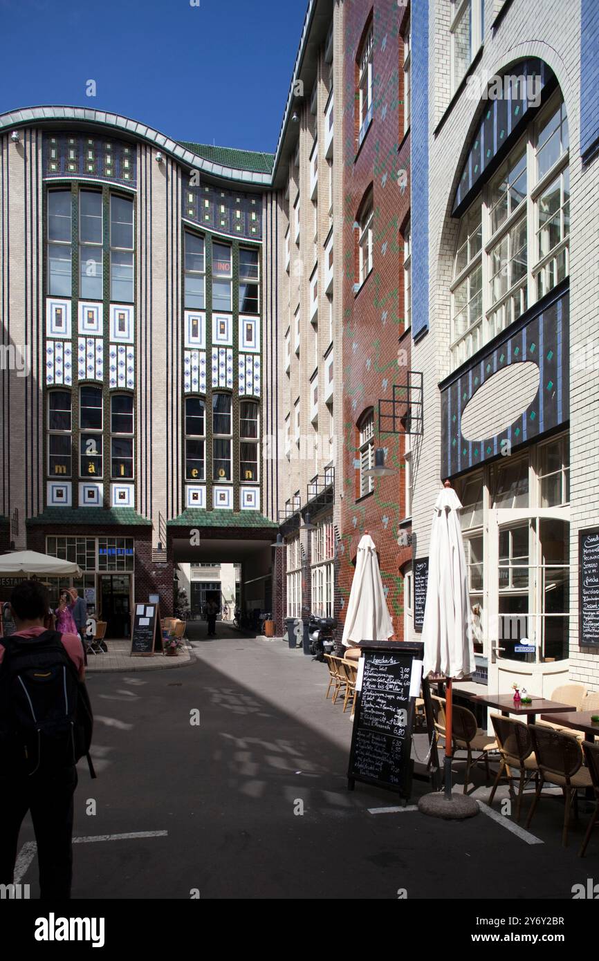 The Elegant First Courtyard Of Die Hackeschen H fe Showcases Art the-elegant-first-courtyard-of-die-hackeschen-h-fe-showcases-art