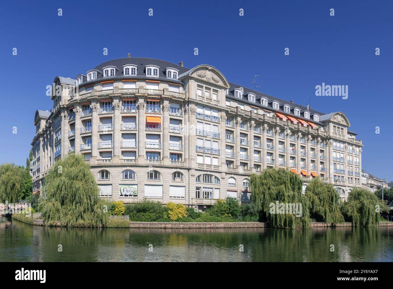 Lesca hi-res stock photography and images - Alamy