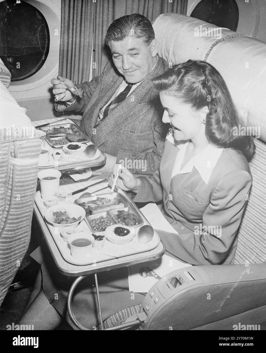 aviation-facts-on-twitter-a-commercial-jet-has-an-average-cruising