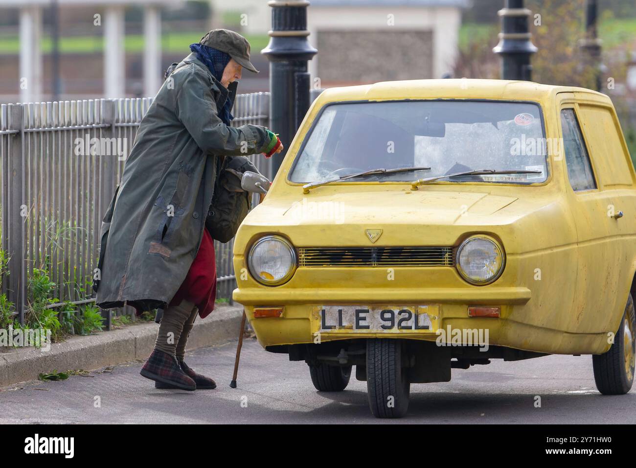 maggie smith the lady in the van