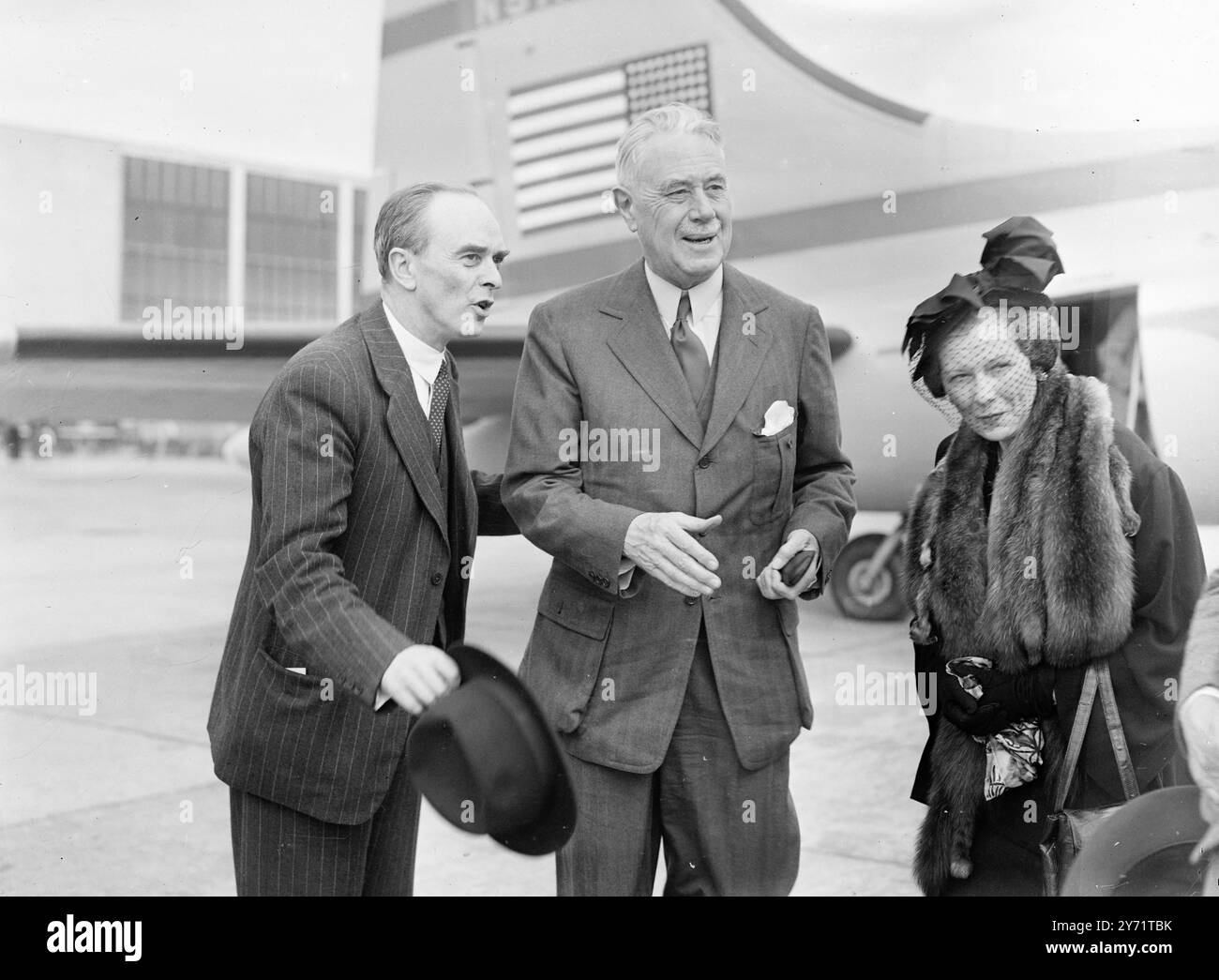 Minister for external affairs Black and White Stock Photos & Images - Alamy