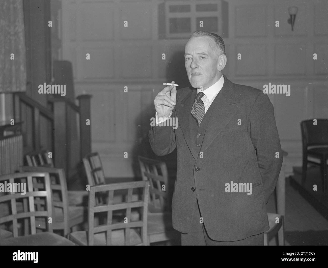 Cigarettes sold in Black and White Stock Photos & Images