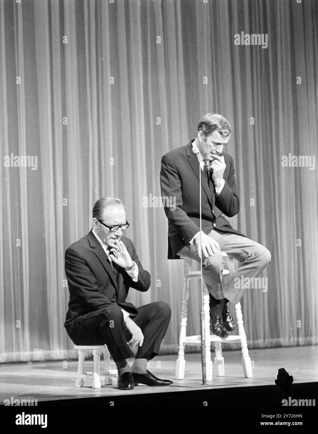 Arthur Askey (left) and Val Doonican (Irish Singer and Entertainer) at ...
