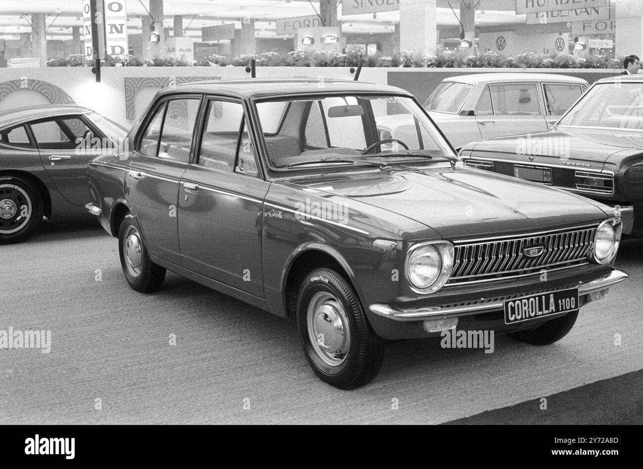 TOYOTA COROLLA 1100 DELUX 初代 ブリキ T.Tタカトク 330px-