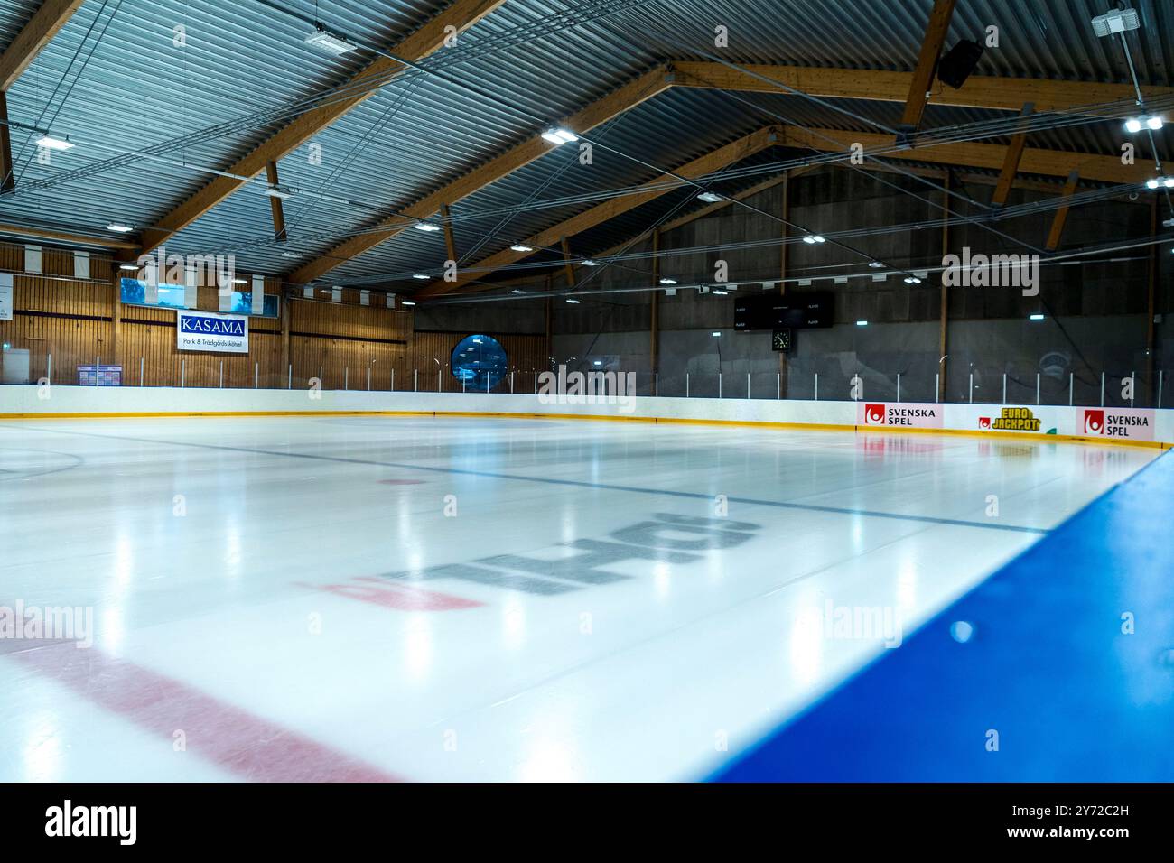 Omon qolish uchun jinsiy aloqa Pornoda mast ukrainalik ayollar