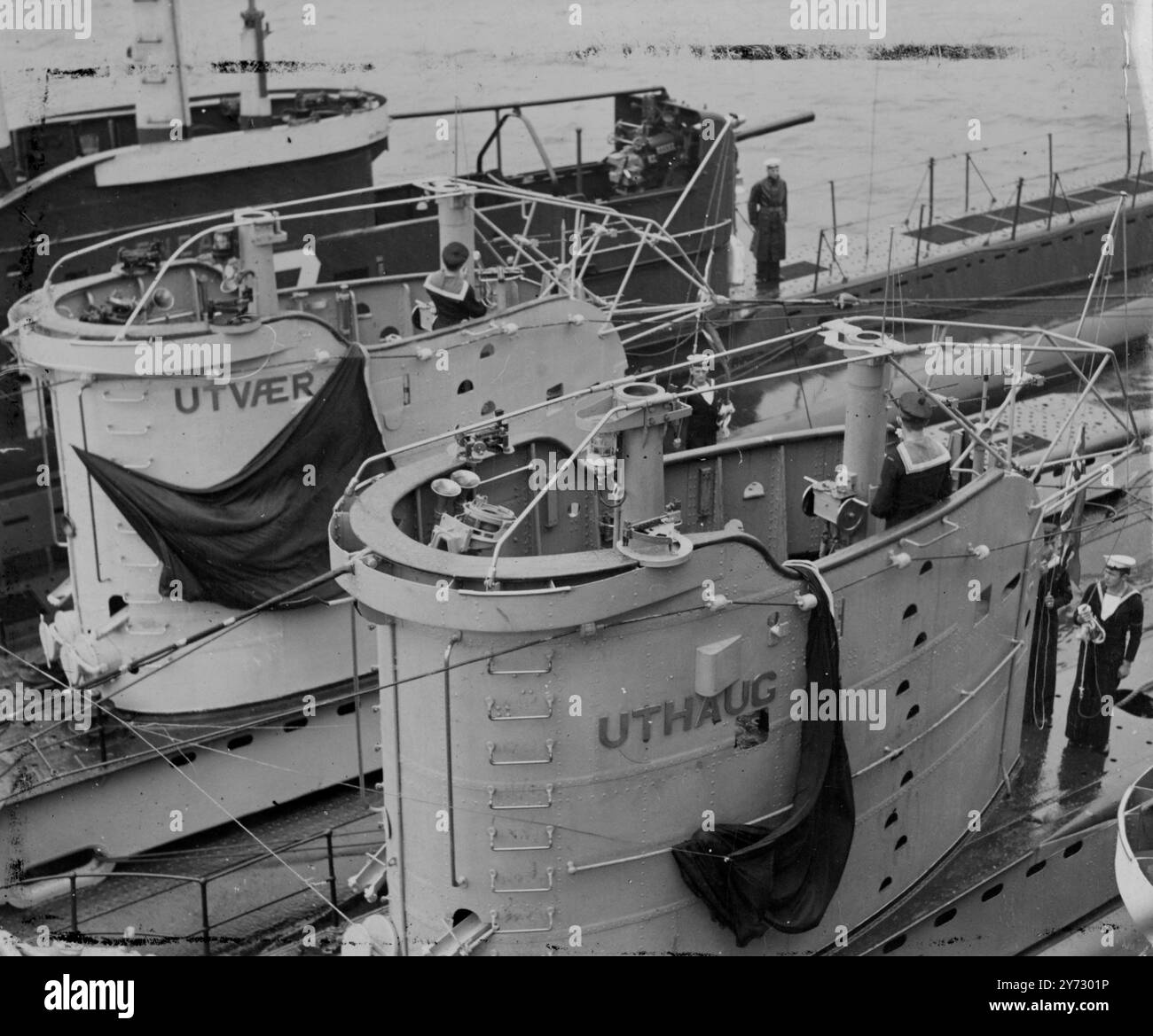 3 submarines Royal Navy were handed over to the Ron the region Navy at ...