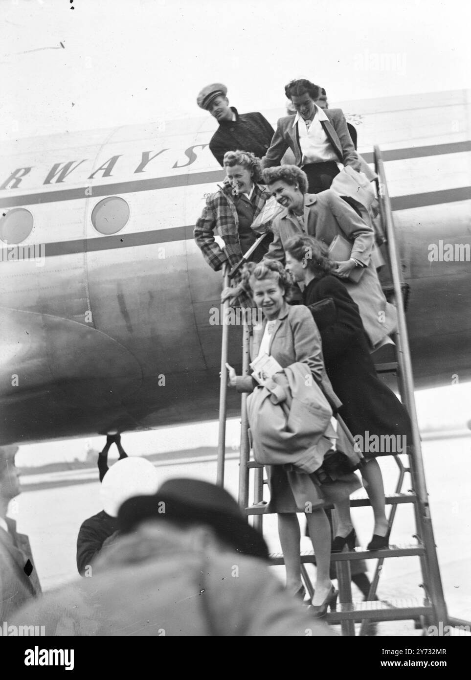 Heathrow, London's £10 million airport, became an international terminus today, when the first to American aeroplanes touchdown after an 3400 mile flight from New York. The airliners were operated by Pan American world Airways and American overseas Airways. On the Pan-American liner was 6 members of the American Wightman Cup tennis team. 31 May 1946 Stock Photo