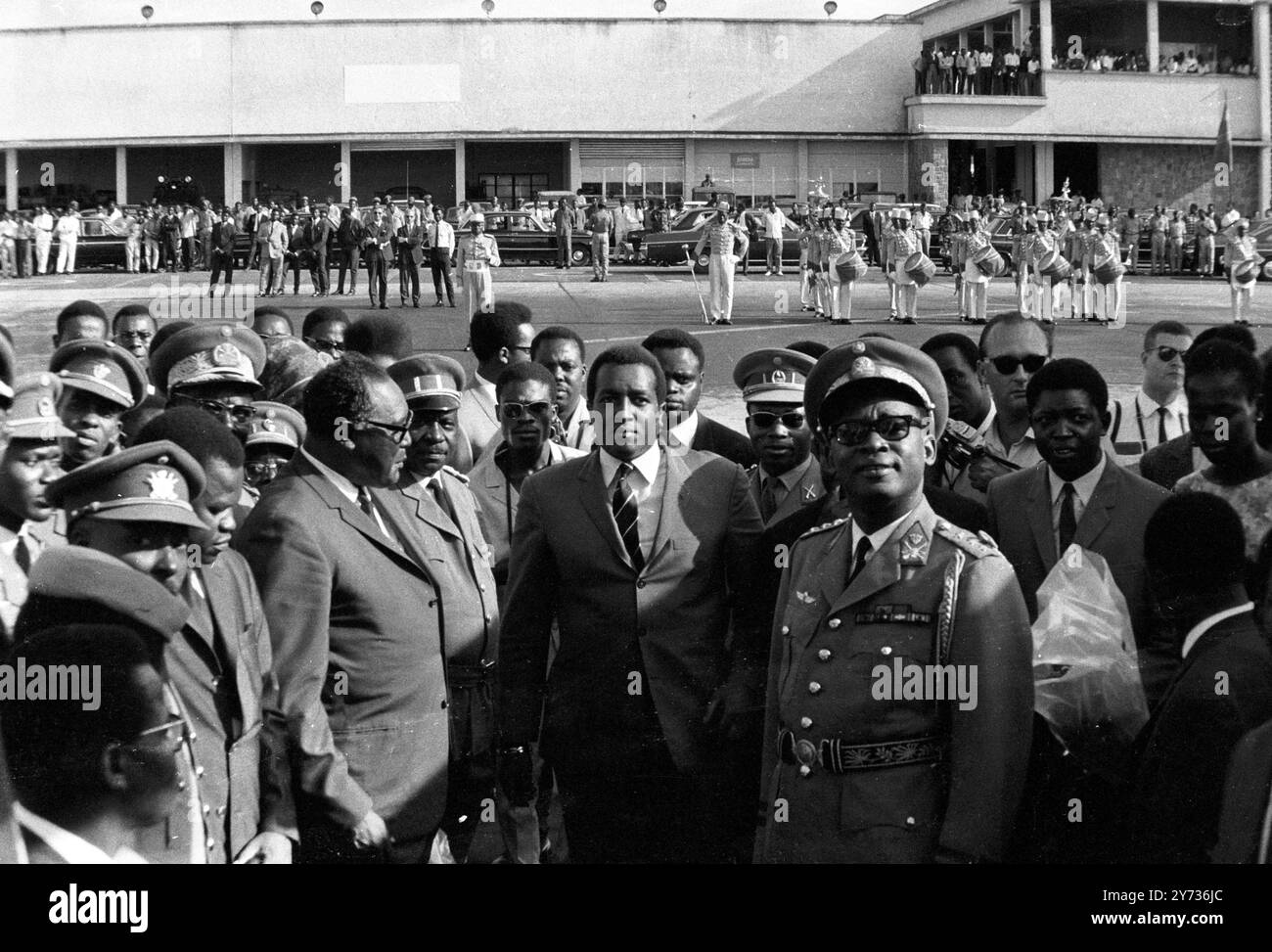 Crowned ruler Black and White Stock Photos & Images - Alamy