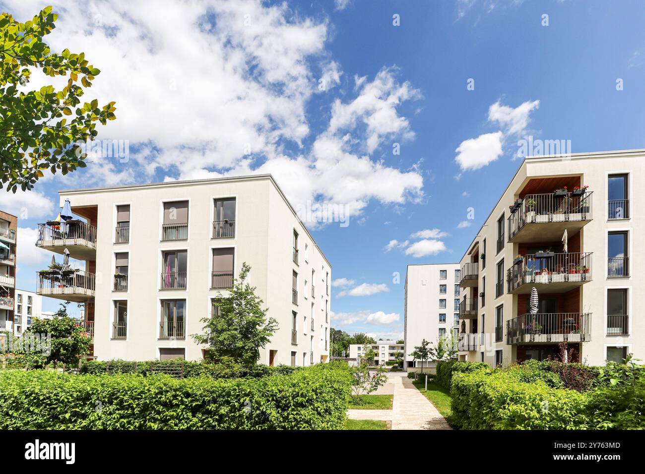 Curated visual reference: Eco Penthouse Apartment Design For Low Energy Reference: Residential Area With Ecological And Sustainable Green Residential