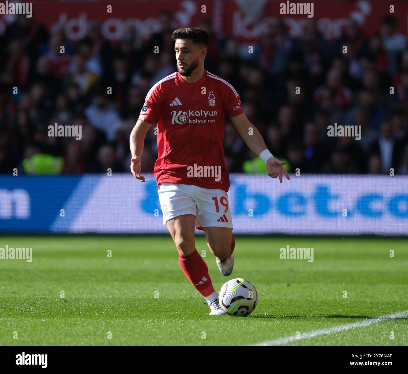 The City Ground, Nottingham, UK. 28th Sep, 2024. Premier League ...