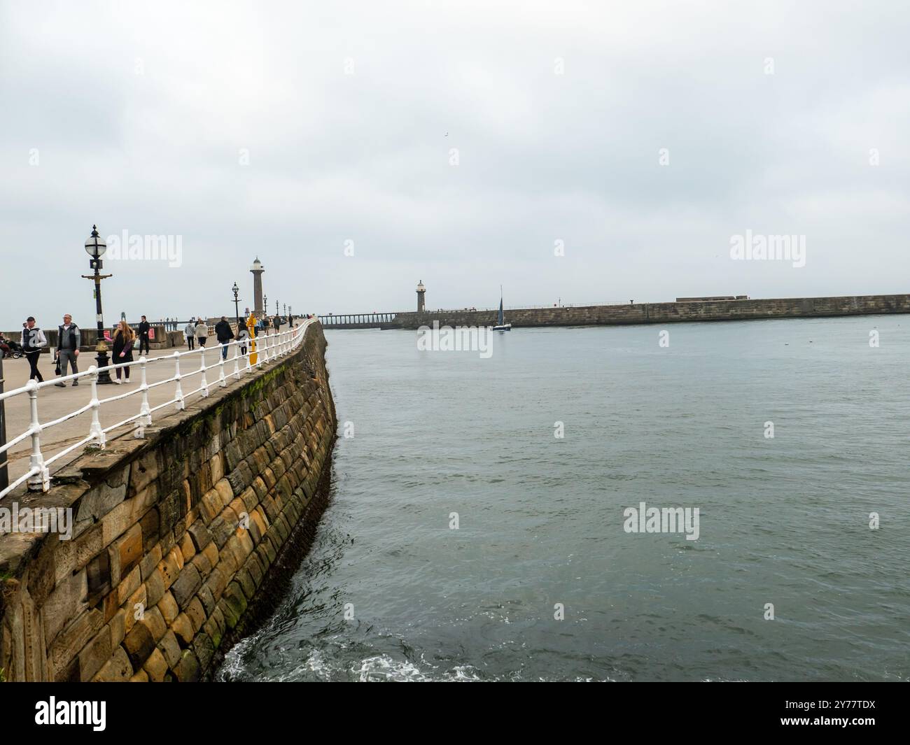 Pier and jetty in Whitby harbour Stock Photo - Alamy