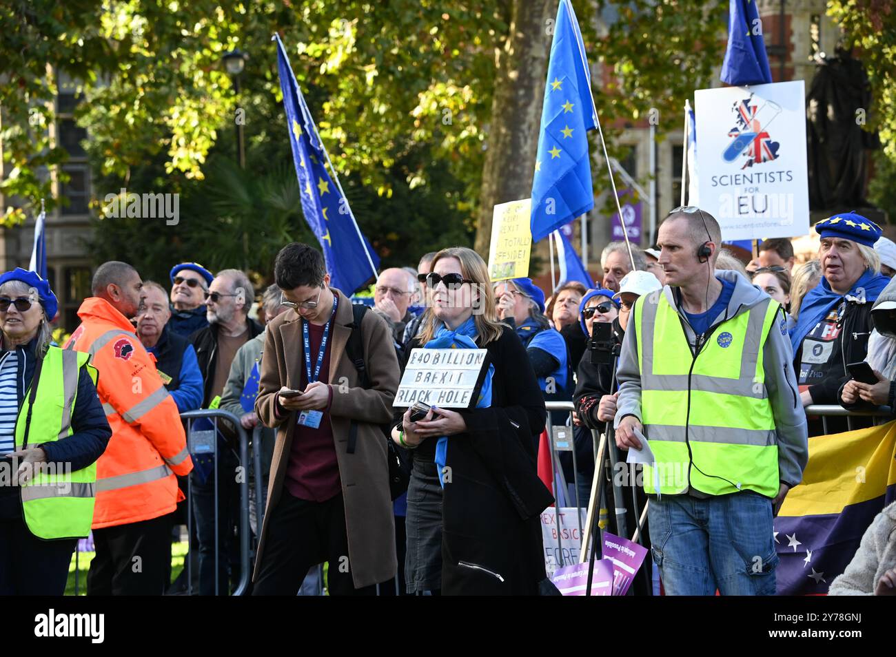 London young fabians hi-res stock photography and images - Alamy