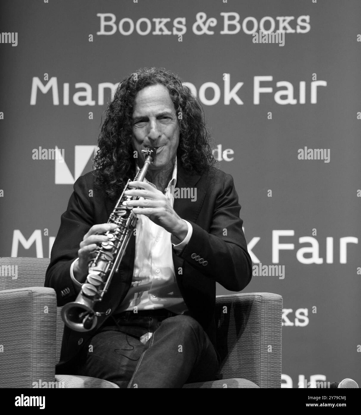 Kenny g Black and White Stock Photos & Images - Alamy