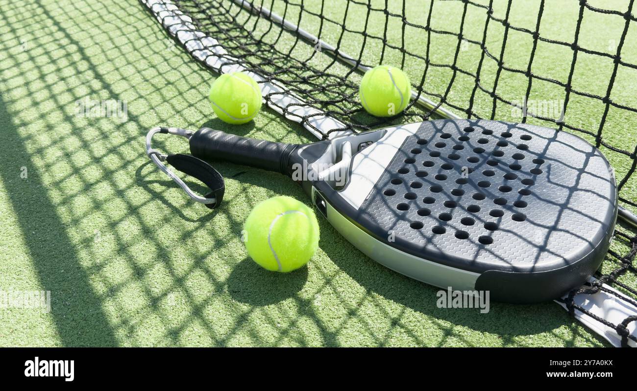 Paddle tennis rackets ball hi-res stock photography and images - Alamy