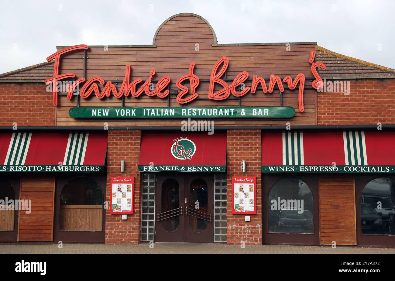 EMBAROGED TO 0001 MONDAY SEPTEMBER 30 File photo dated 26/02/20 of a general view of a Frankie and Benny's restaurant in Feltham. The boss of New York Italian chain Frankie & Benny's has revealed the group is set to return to annual profit after a swingeing overhaul to get the business back on track. Debbie Husband, managing director of Frankie & Benny’s (F&B), said the once loss-making restaurant business had already swung to a £4 million profit so far in its financial year to October thanks to a major revamp and cost-cutting efforts. Issue date: Monday September 30, 2024. Stock Photo