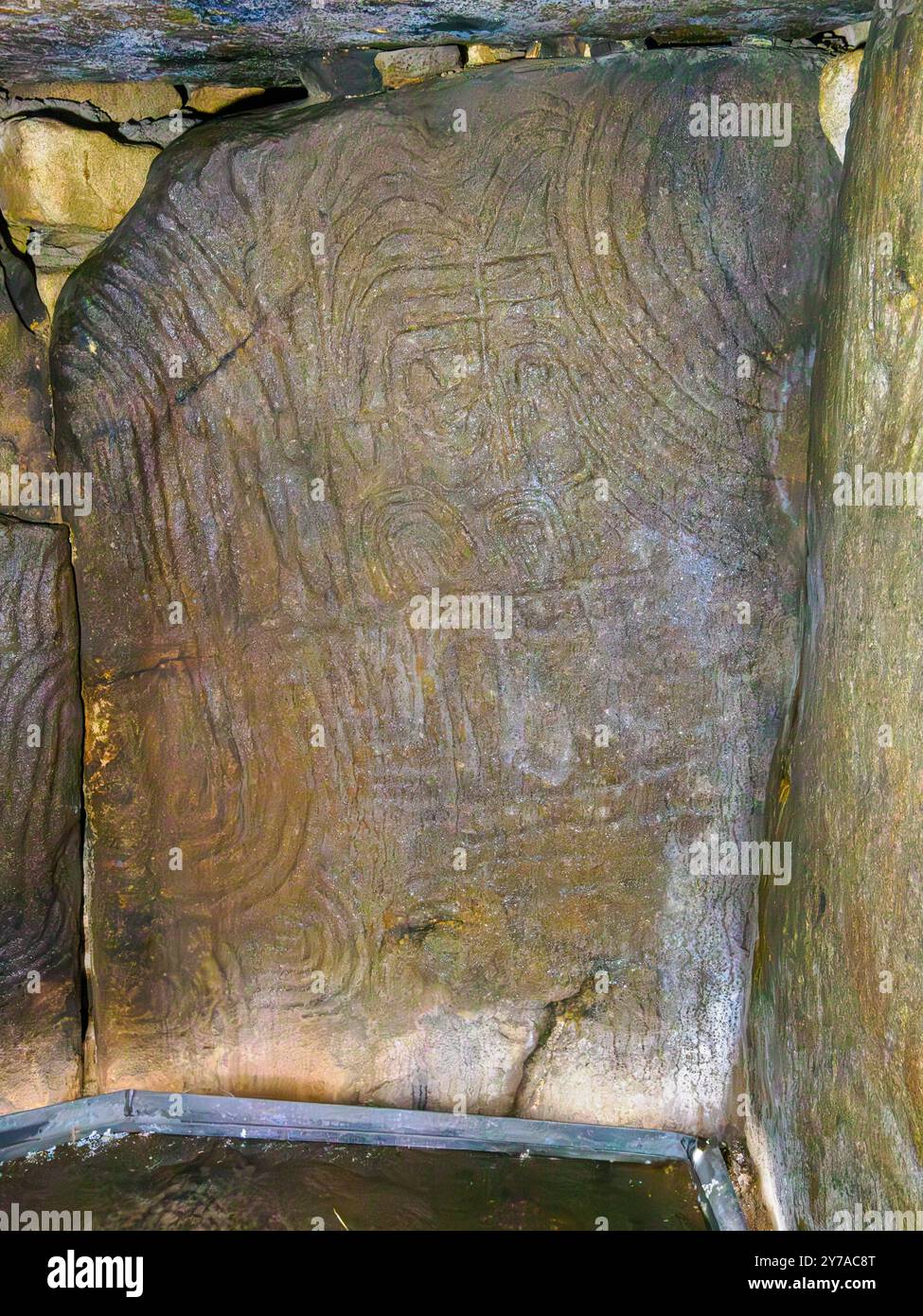 Interior of the Cairn Gavrinis in  Larmor-Baden, Brittany, France Stock Photo