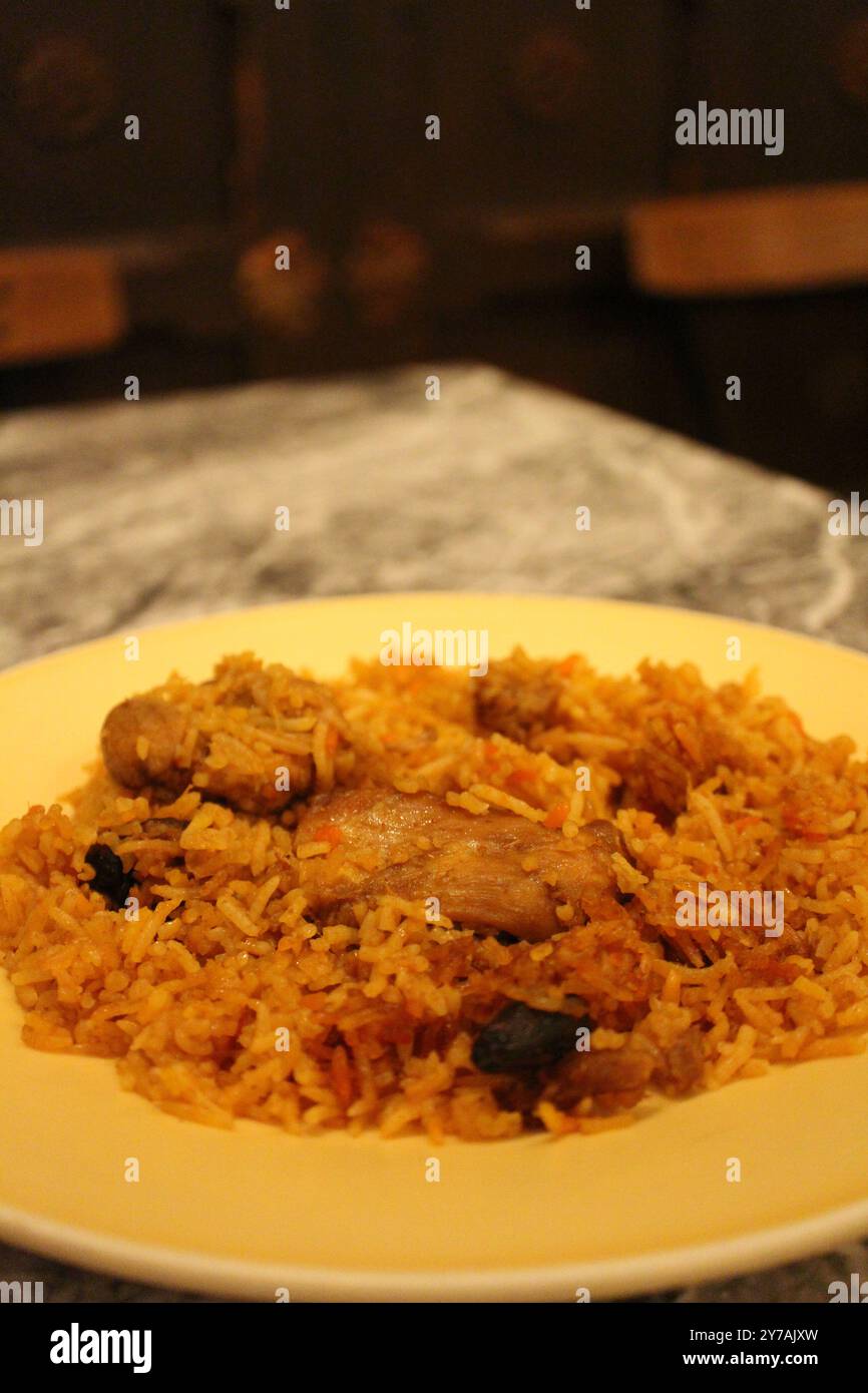 Indian cuisine: chicken biryani (mixed rice dish Stock Photo - Alamy