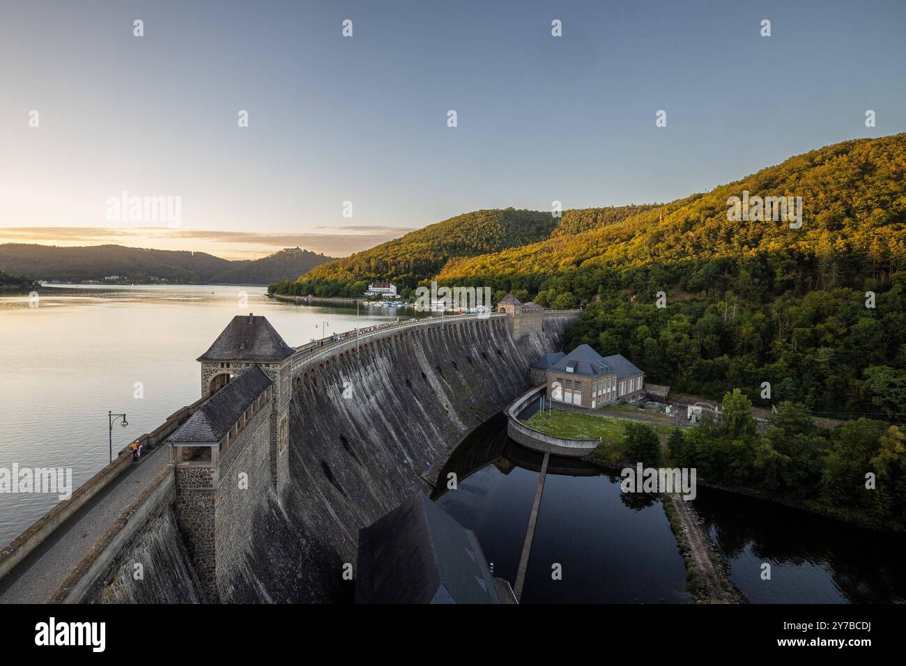 tourismus-einbruch-hi-res-stock-photography-and-images-alamy