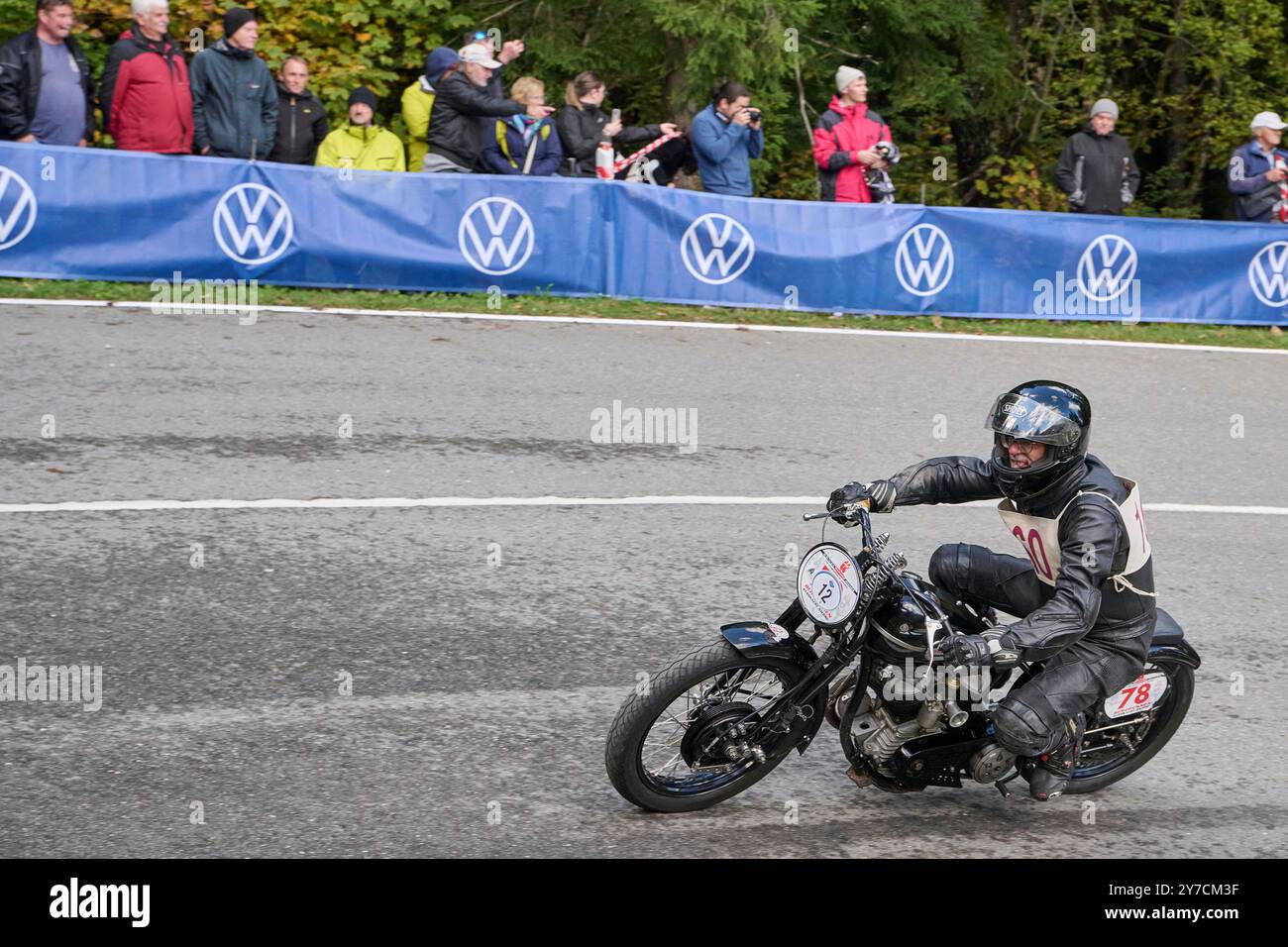 Berchtesgaden, Deutschland. 29th Sep, 2024. Berchtesgaden, Deutschland 27.- 29. September 2024: Internationaler Edelweiss-Bergpreis Rossfeld Berchtesgaden - 2024 Im Bild: Roger Weber mit Harley Davidson WR 750 Credit: dpa/Alamy Live News Stock Photo