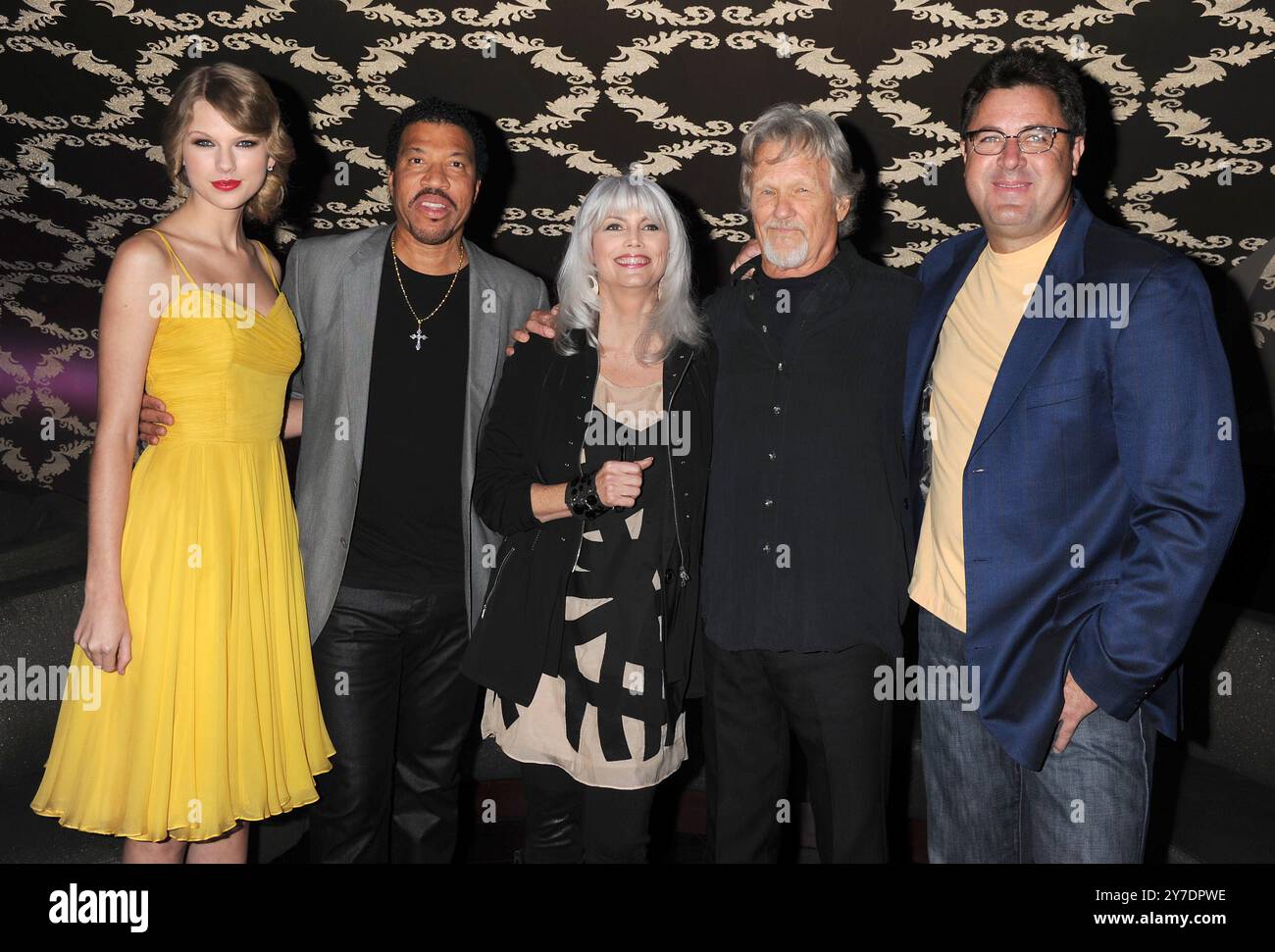 Los Angeles, USA. 29th Sep, 2024. Artist, singer, songwriter, actor and activist Kris Kristofferson, 88 years old passed away peacefully at home in Maui, Hawaii on September 28, surrounded by family. --------------------------------------------------September 23, 2010 Los Angeles, Ca. Taylor Swift, Lionel Richie, Emmylou Harris, Kris Kristofferson and Vince Gill Country Music Hall of Fame and Museum's 'All For the Hall' fundraising concert at Club Nokia at L.A. Live © Tammie Arroyo/AFF-USA.COM Credit: AFF/Alamy Live News Stock Photo