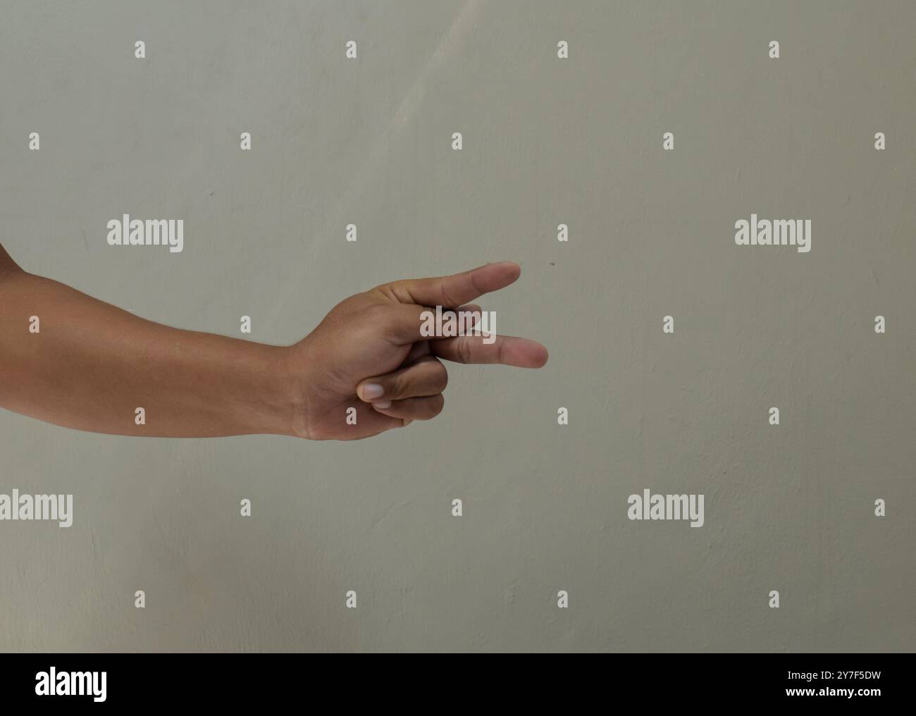 Finger spelling letter P in american sign language Stock Photo - Alamy