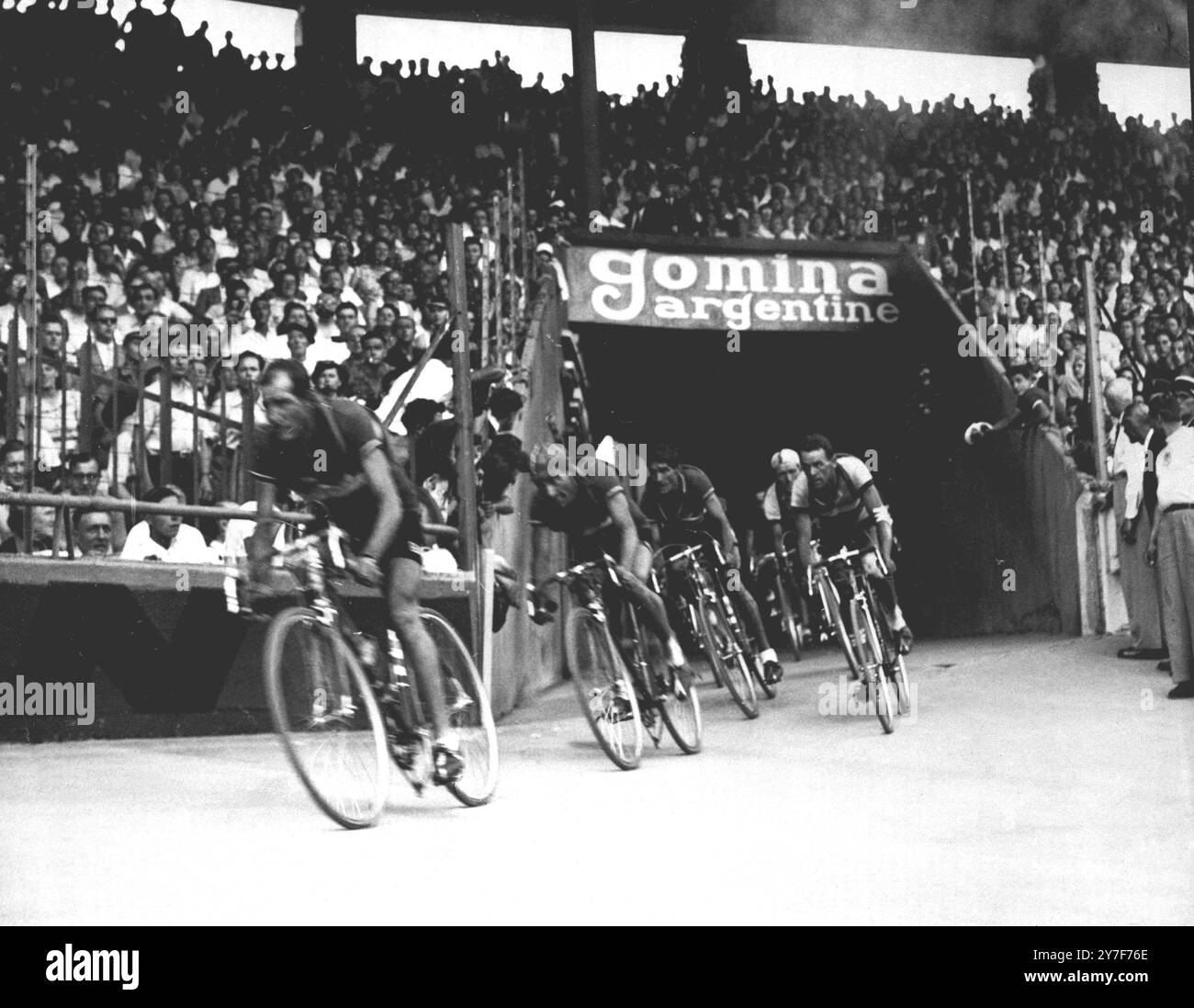 Programme Cycliste Parc Des Princes 1957 – Vintage, Courses Sur Piste