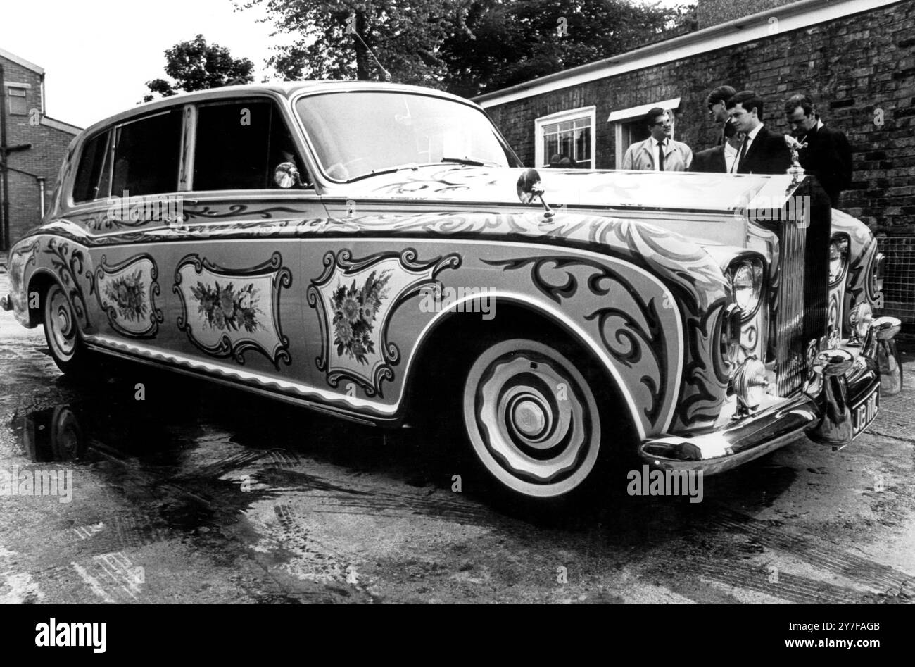 Regency Vehicles Allegorical vehicles Black and White Stock Photos & Images - Alamy