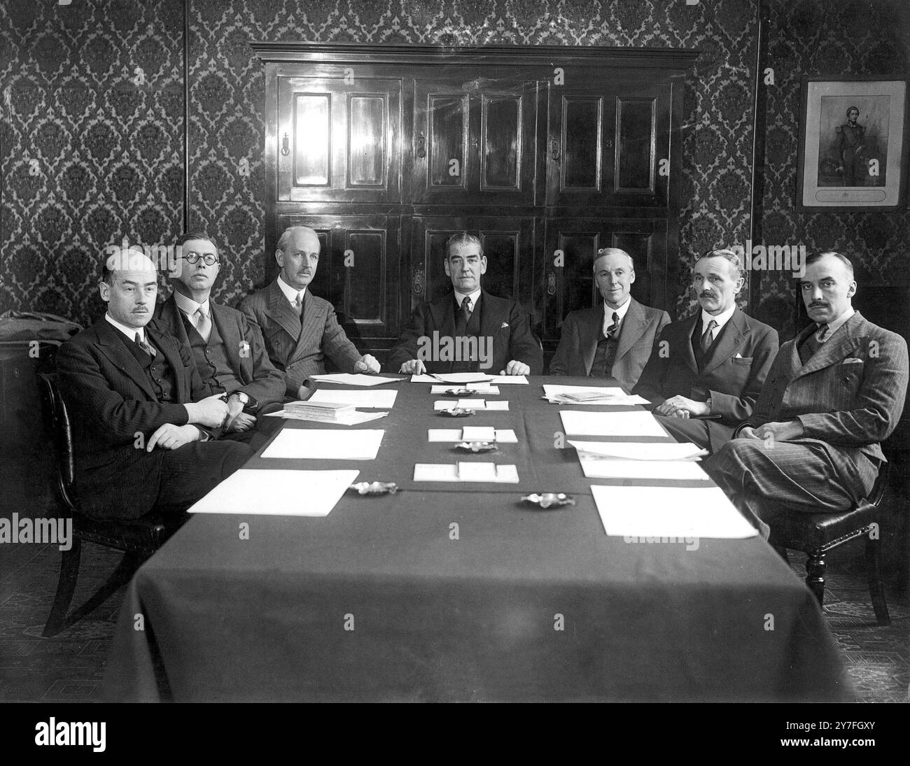 television-committee-has-first-meeting-at-g-p-o-the-television