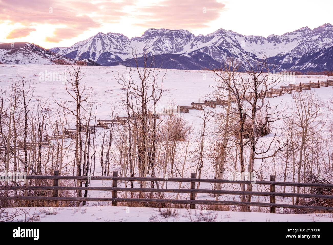 Ranch lands hi-res stock photography and images - Alamy